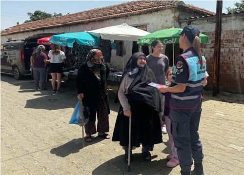 Karaincirli Köyü Halk Pazarındaki Vatandaşlarımıza KADES Hakkında Bilgilendirilme Faaliyeti İcra Edilmiştir